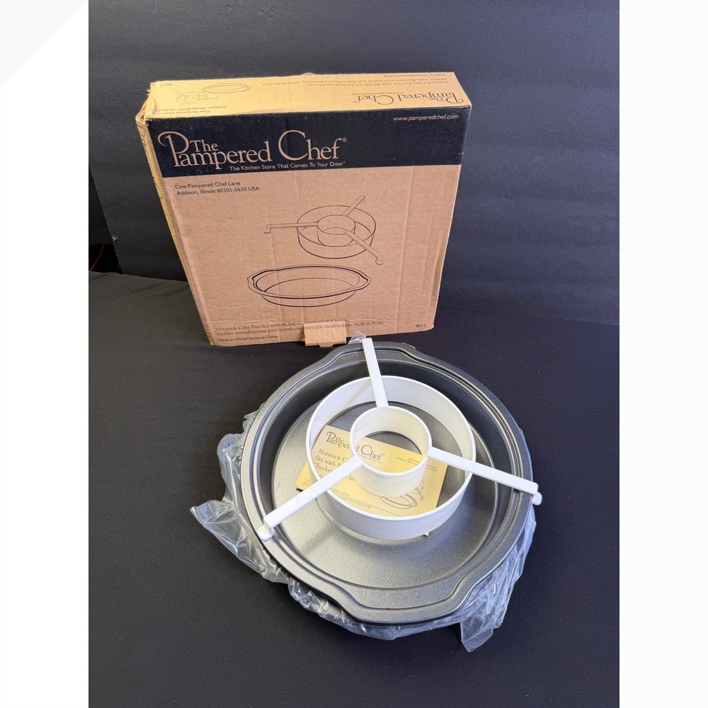 Pampered Chef 9611 Nonstick Cake Pan‎ Set 9in 3pc Checkerboard Insert
